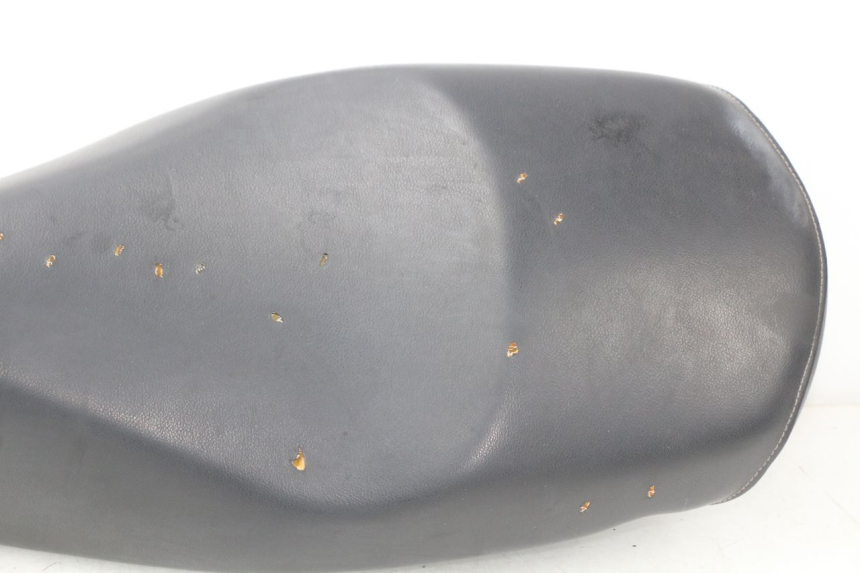 photo de SELLE PEUGEOT LUDIX 50 (2008 - 2017) - Détails caractéristiques