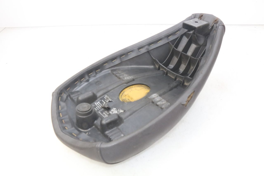 photo de SELLE PEUGEOT LUDIX 50 (2008 - 2017) - Autre angle de vue