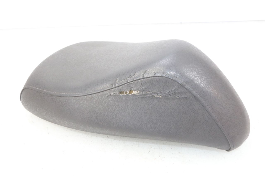 photo de SELLE PEUGEOT LUDIX 50 (2008 - 2017) - Marquages et références