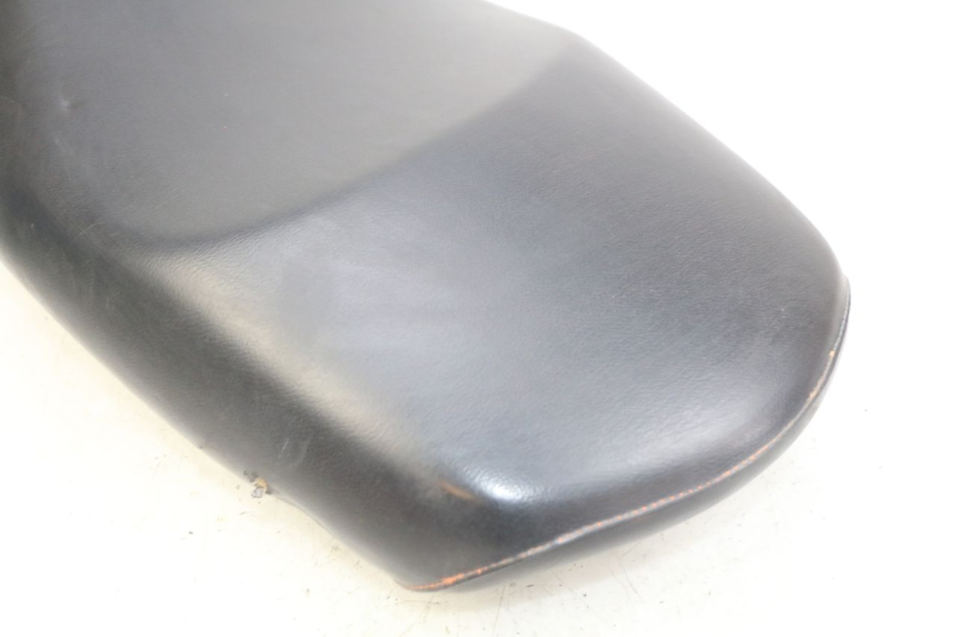 photo de SELLE PEUGEOT LUDIX 50 (2005 - 2007) - Autre angle de vue