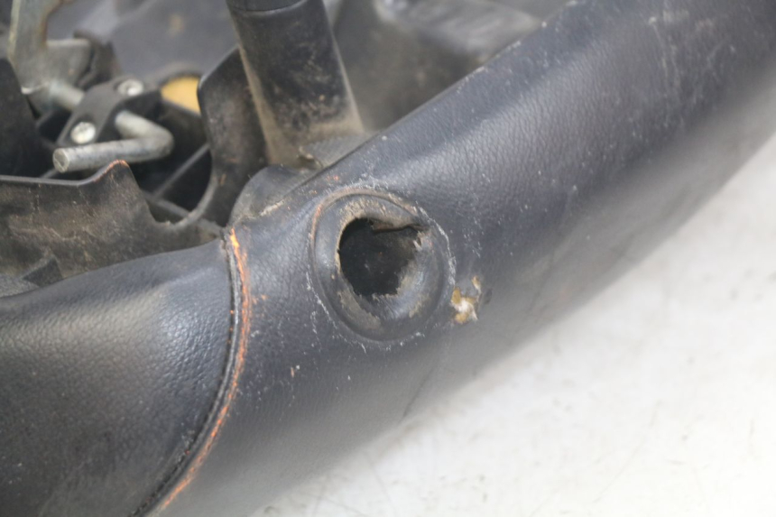 photo de SELLE PEUGEOT LUDIX 50 (2005 - 2007) - Pièce contrôlée