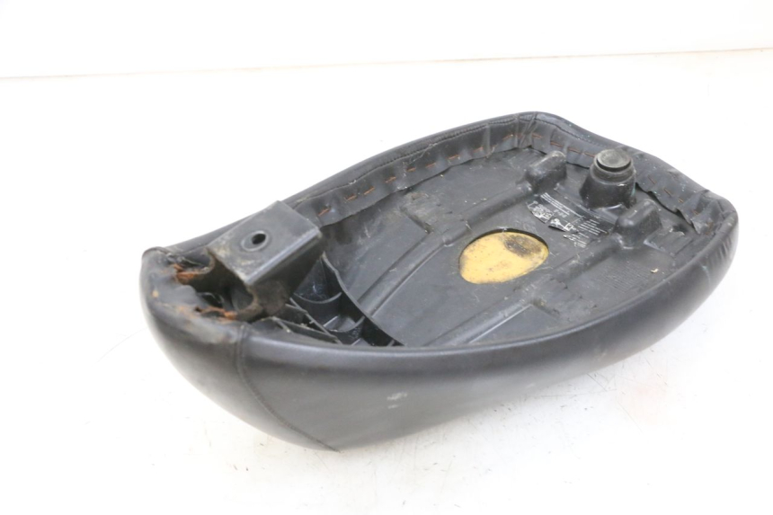 photo de SELLE PEUGEOT LUDIX 50 (2008 - 2017) - Autre angle de vue