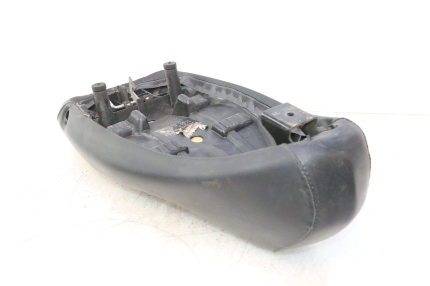 photo de SELLE PEUGEOT LUDIX 50 (2005 - 2007) - Zoom état d’usage