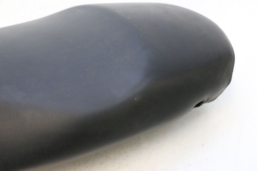 photo de SELLE PEUGEOT LUDIX ONE 50 (2004 - 2013) - Détail de la pièce