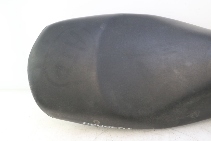 photo de SELLE PEUGEOT LUDIX ONE 50 (2004 - 2013) - Zoom composants