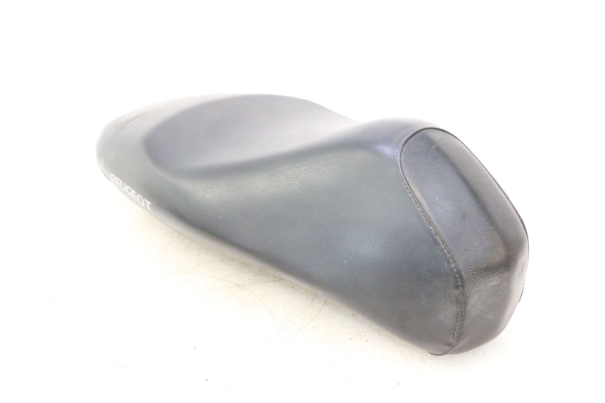 photo de SELLE PEUGEOT LUDIX ONE 50 (2004 - 2006) - Marquages et références
