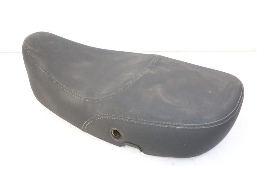 photo de SELLE PIAGGIO LXV 4T 50 (2009 - 2013) - Détail de la pièce