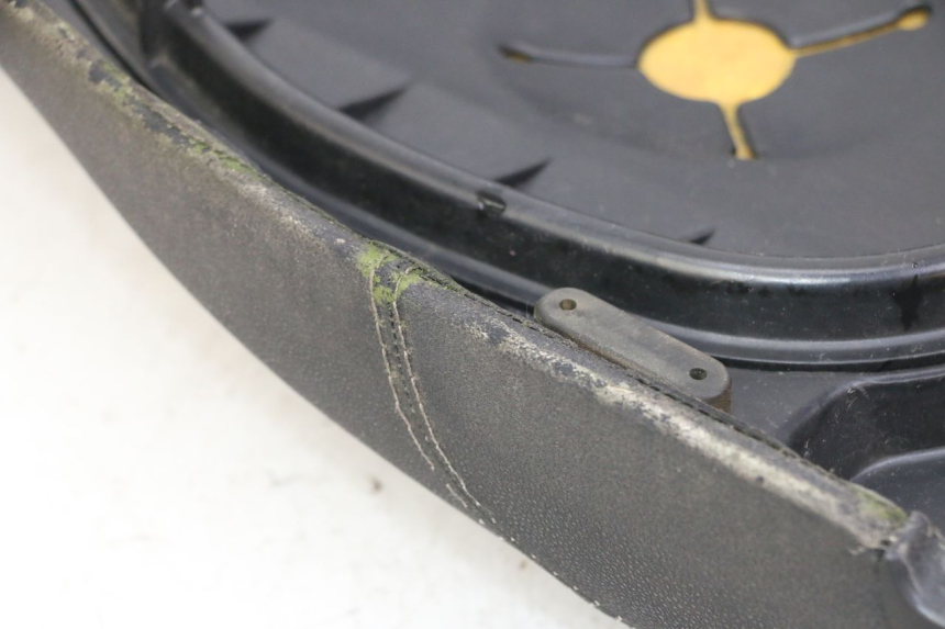 photo de SELLE PIAGGIO LXV 4T 50 (2009 - 2013) - Zoom composants