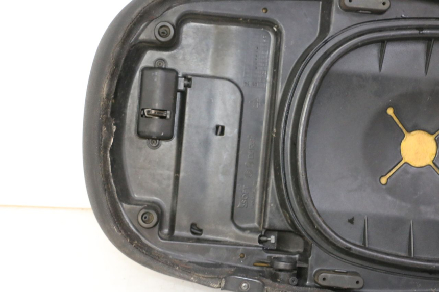 photo de SELLE PIAGGIO LXV 4T 50 (2009 - 2013) - Focus structure