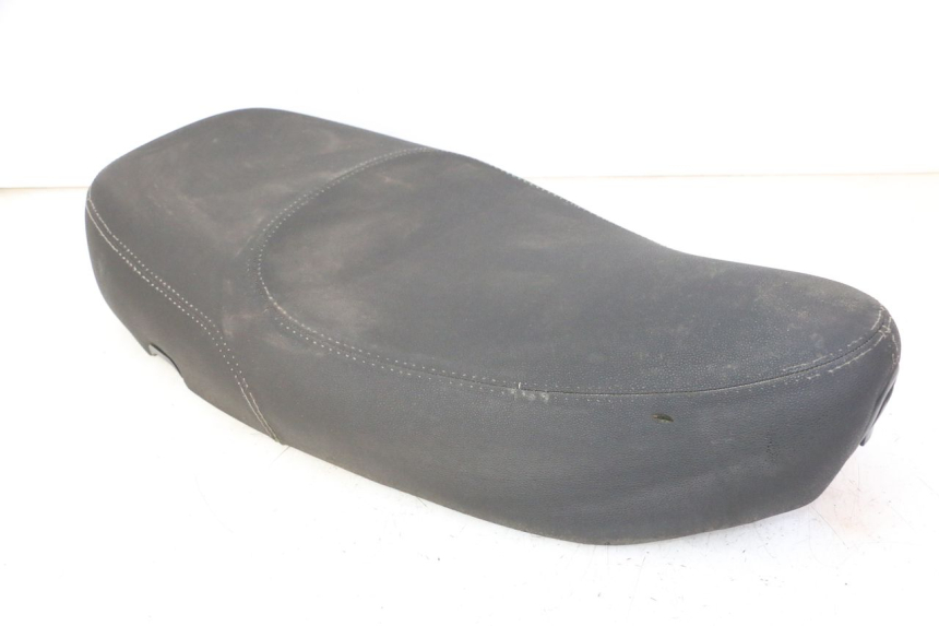 photo de SELLE PIAGGIO LXV 4T 50 (2009 - 2013) - Gros plan technique