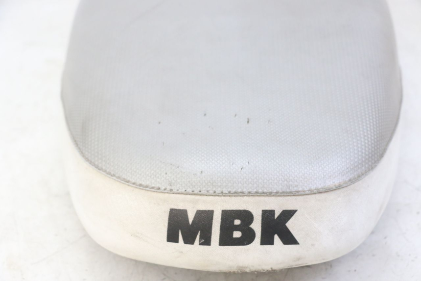 photo de SELLE MBK BOOSTER SPIRIT NAKED 50 (2004 - 2017) - Zoom composants