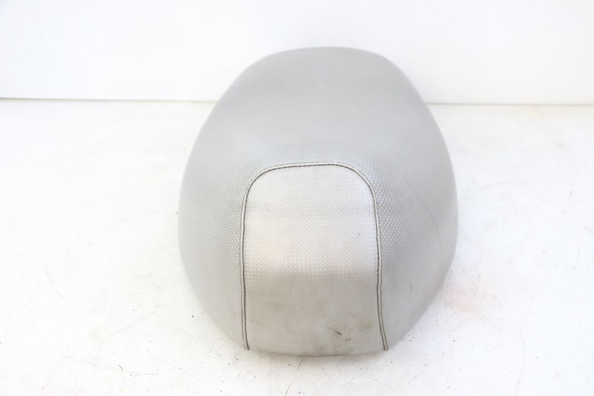 photo de SELLE MBK BOOSTER SPIRIT NAKED 50 (2004 - 2017) - Inspection visuelle