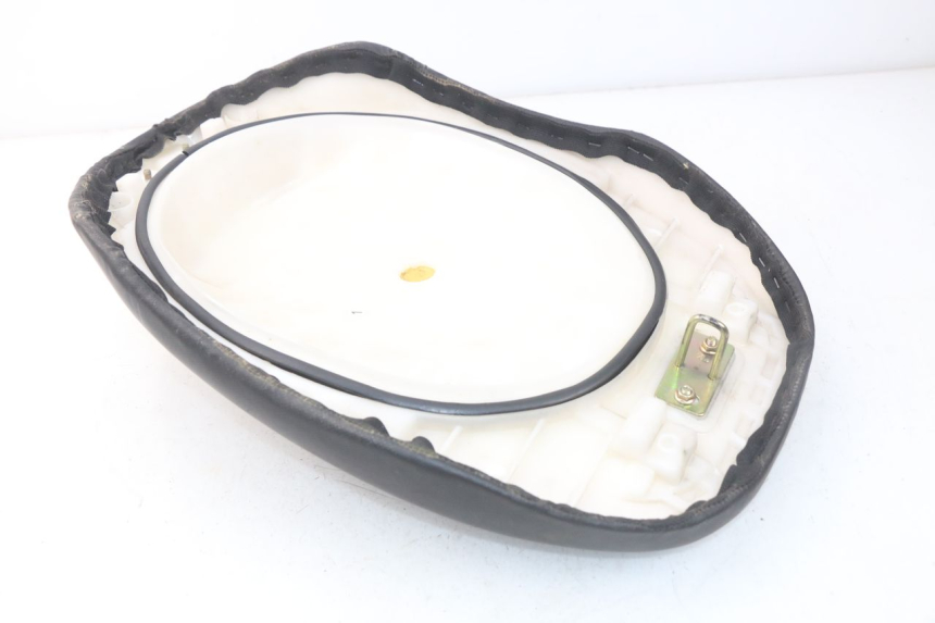 photo de SELLE JM MOTORS MIA 50 (2017 - 2020) - Points de fixation