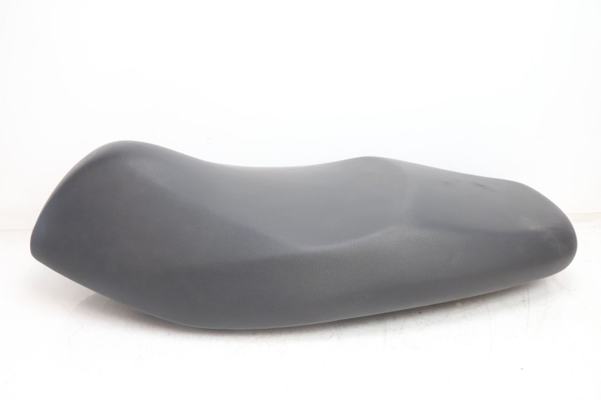 photo de SELLE KYMCO MOVIE S 125 (2009 - 2018) - Points de fixation