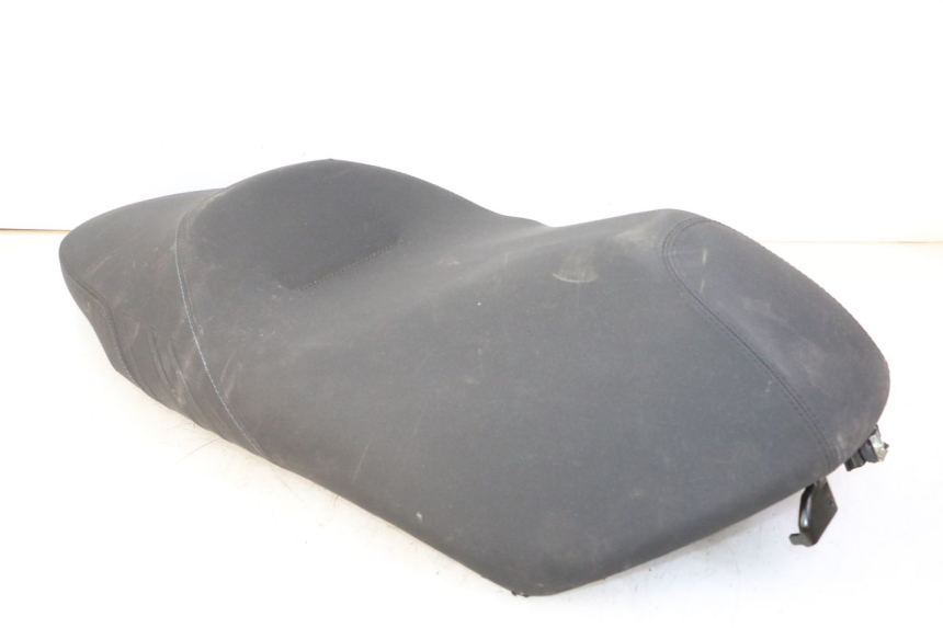 photo de SELLE PIAGGIO MP3 HPE 310 (2024 - 2025) - Zoom composants