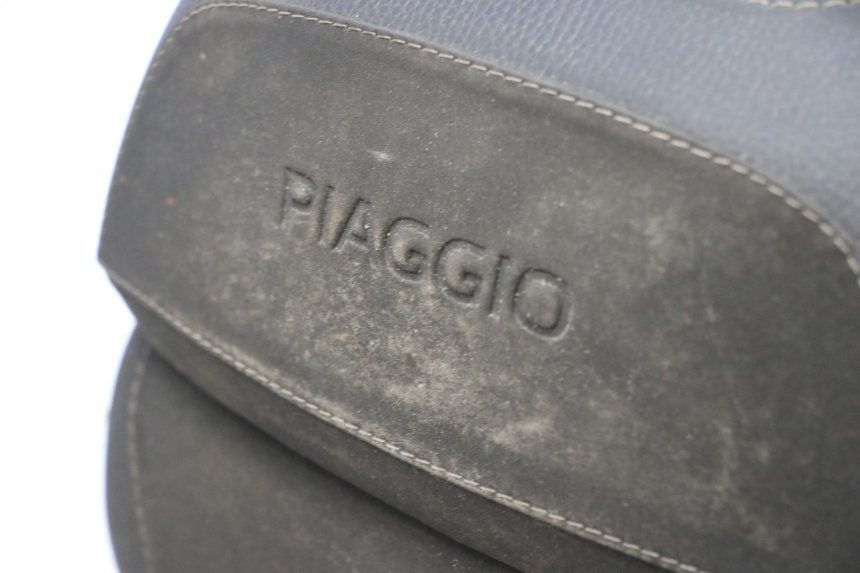 photo de SELLE PIAGGIO MP3 HPE 350 (2018 - 2020) - Angle alternatif