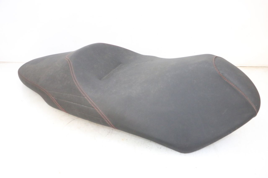 photo de SELLE PIAGGIO MP3 HPE 300 (2019 - 2026) - Inspection visuelle