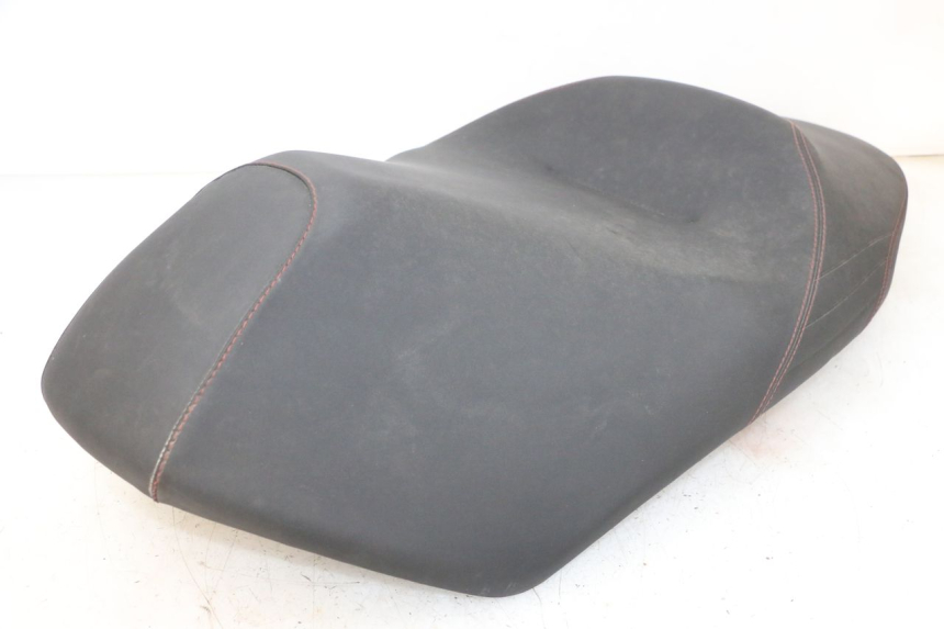 photo de SELLE PIAGGIO MP3 HPE 300 (2019 - 2026) - Angle alternatif