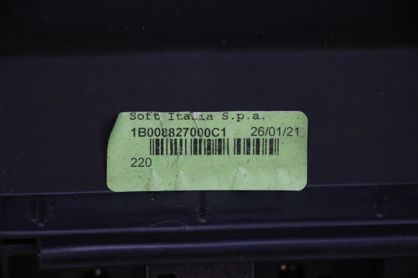 photo de SELLE PIAGGIO MP3 HPE 300 (2019 - 2026) - Points de fixation