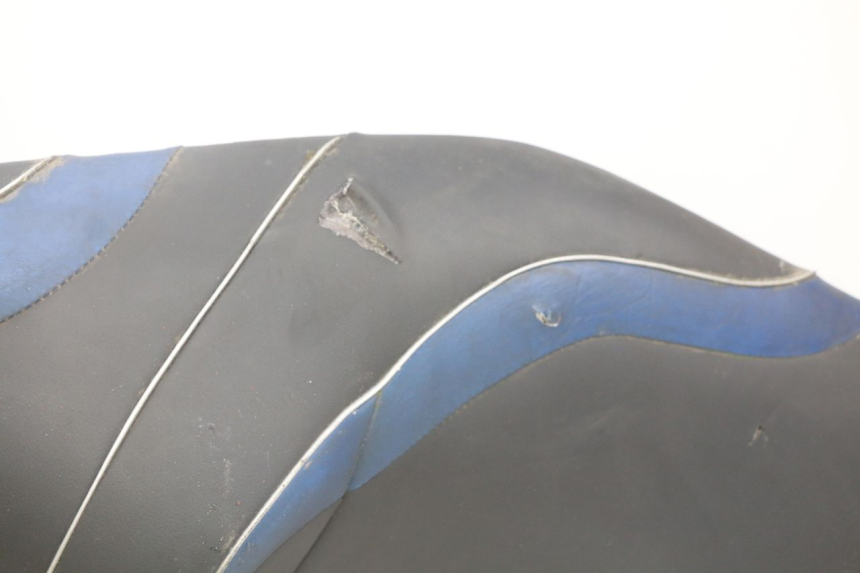 photo de SELLE PIAGGIO MP3 LT 400 (2007 - 2012) - Zoom état d’usage