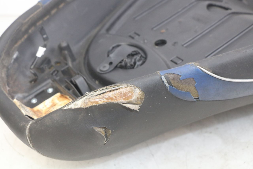 photo de SELLE PIAGGIO MP3 LT 400 (2007 - 2012) - État de surface