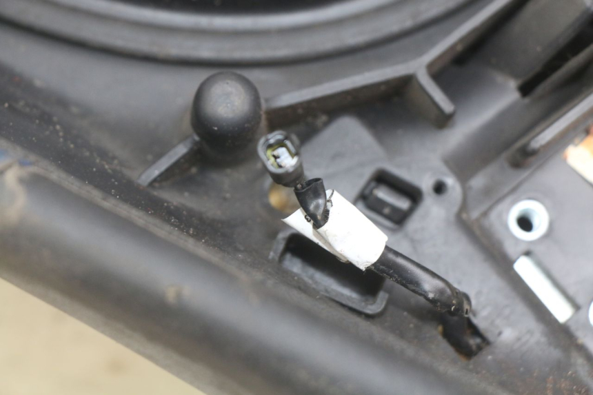 photo de SELLE PIAGGIO MP3 LT 400 (2007 - 2012) - Marquages et références