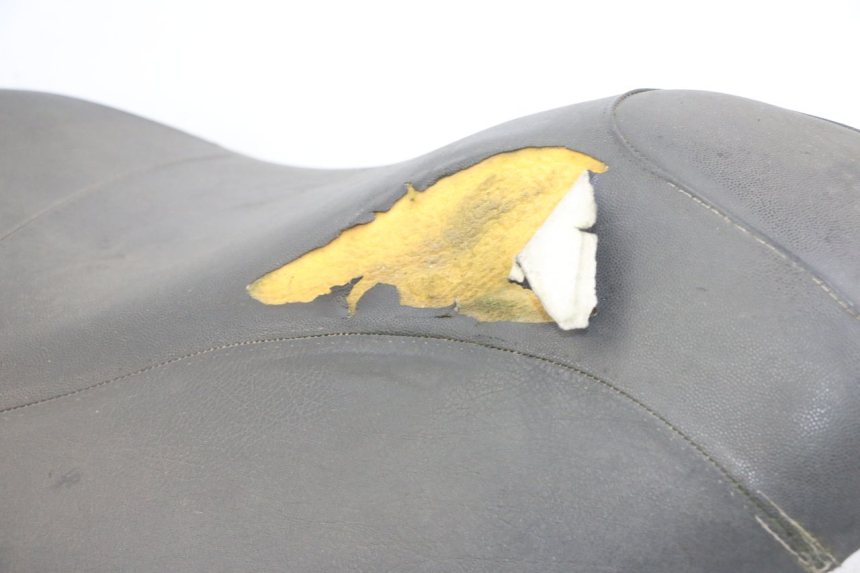 photo de SELLE PIAGGIO MP3 LT 400 (2007 - 2012) - Détails caractéristiques