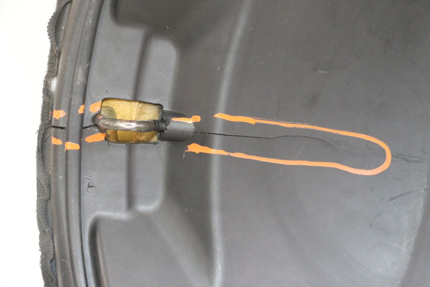 photo de SELLE PIAGGIO MP3 LT 400 (2007 - 2012) - Détail de la pièce