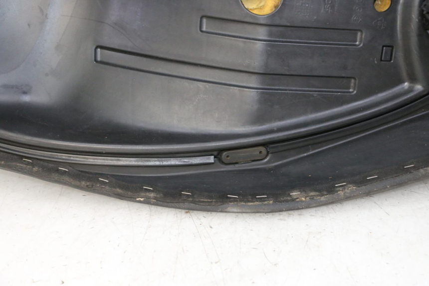 photo de SELLE PIAGGIO MP3 LT 300 (2010 - 2016) - Détail de la pièce