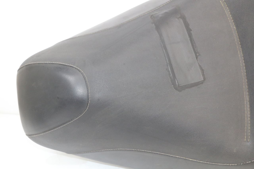 photo de SELLE PIAGGIO MP3 125 (2006 - 2014) - Détail de la pièce