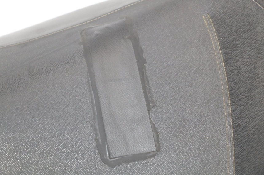 photo de SELLE PIAGGIO MP3 125 (2006 - 2014) - Autre angle de vue