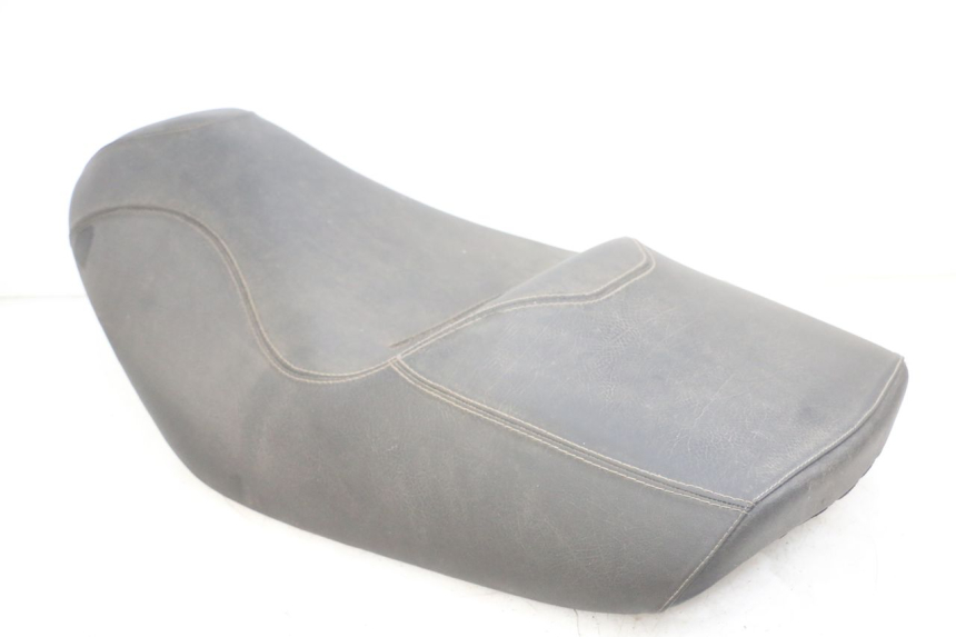 photo de SELLE PIAGGIO MP3 RL 250 (2006 - 2010) - Détails caractéristiques