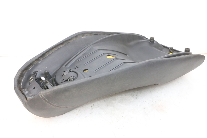 photo de SELLE PIAGGIO MP3 RL 250 (2006 - 2010) - Zoom état d’usage