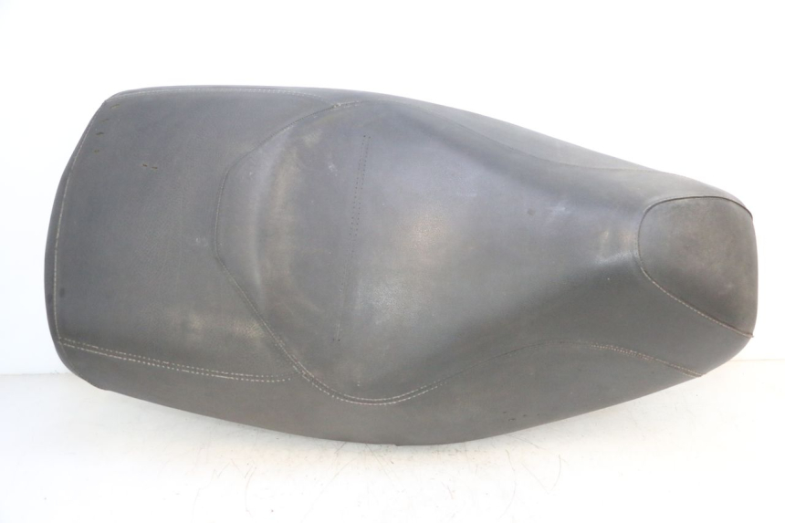 photo de SELLE PIAGGIO MP3 RL 250 (2006 - 2010) - Vue principale