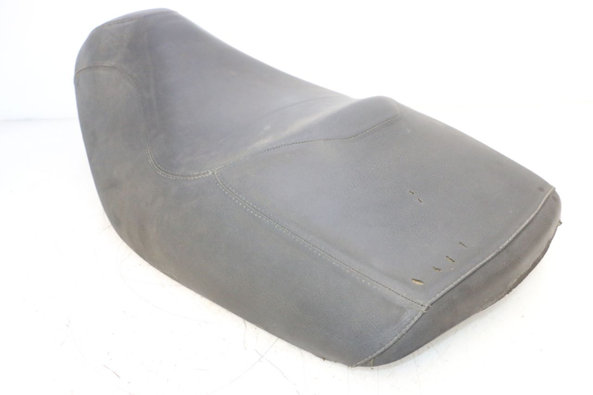 photo de SELLE PIAGGIO MP3 RL 250 (2006 - 2010) - Zoom état d’usage