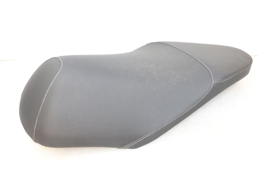 photo de SELLE YAMAHA NEO'S CORE 1 (2022 - 2026) - Points de fixation
