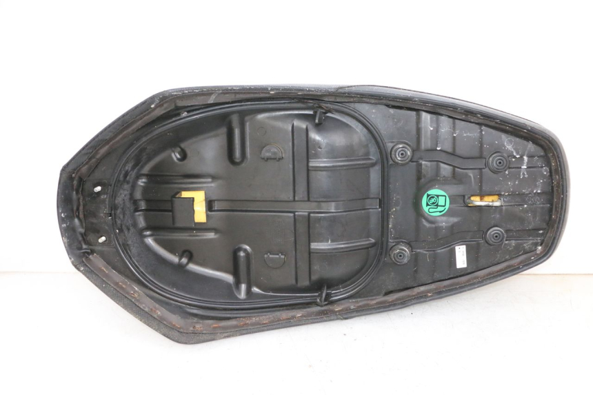 photo de SELLE YAMAHA NEO'S NEOS 2T 50 (1998 - 2007) - Marquages et références