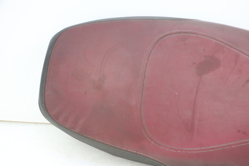 photo de SELLE KYMCO LIKE 4T 50 (2019 - 2025) - Zoom état d’usage