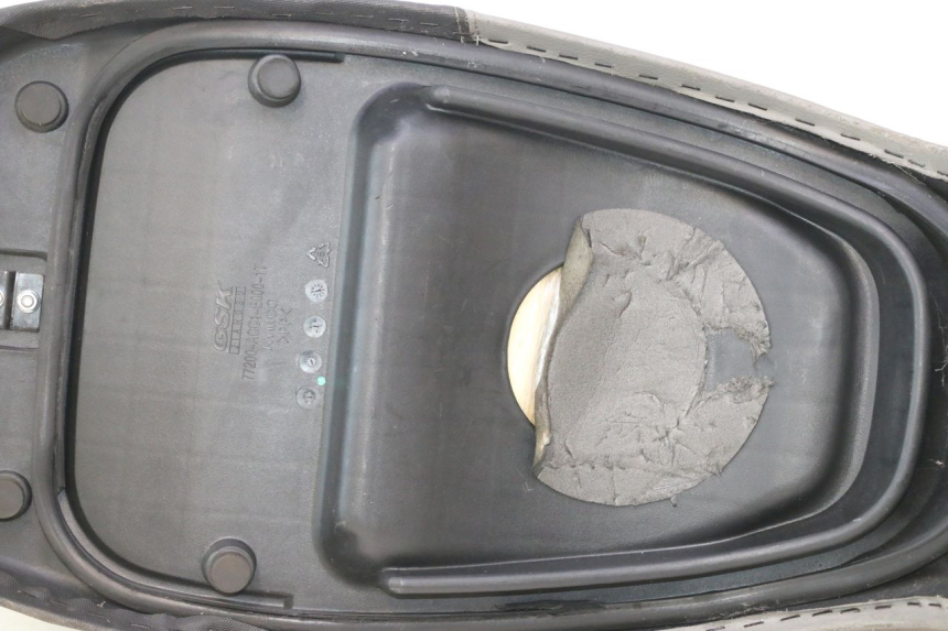 photo de SELLE KYMCO LIKE 4T 50 (2019 - 2025) - Angle alternatif