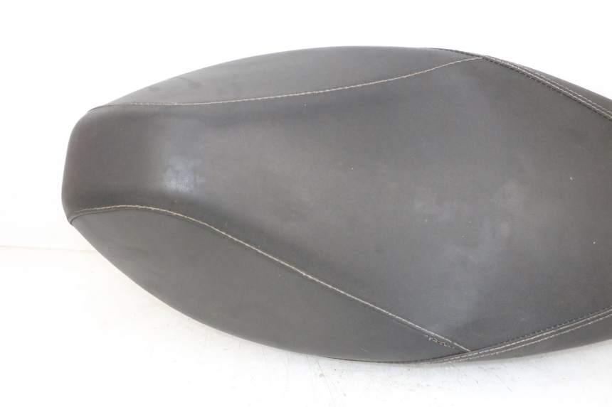 photo de SELLE PIAGGIO NEW TYPHOON 50 (2018 - 2021) - Zoom état d’usage