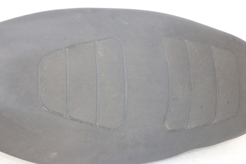 photo de SELLE PIAGGIO NEW TYPHOON 50 (2010 - 2017) - Zoom qualité