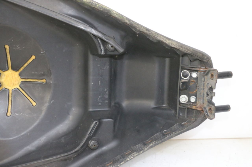 photo de SELLE GILERA NEXUS 125 (2009 - 2013) - Vue rapprochée