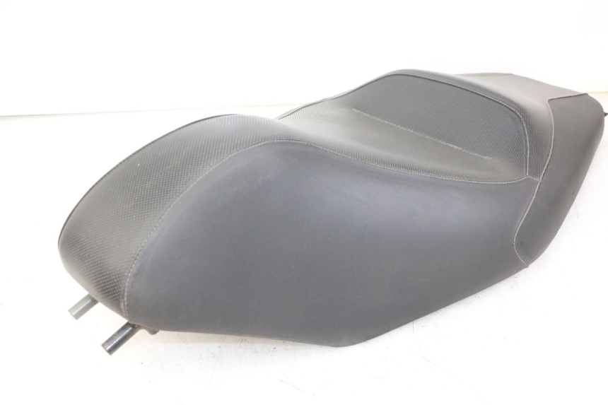 photo de SELLE GILERA NEXUS 125 (2009 - 2013) - Points de fixation