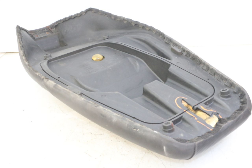 photo de SELLE GILERA NEXUS 125 (2009 - 2013) - Autre angle de vue