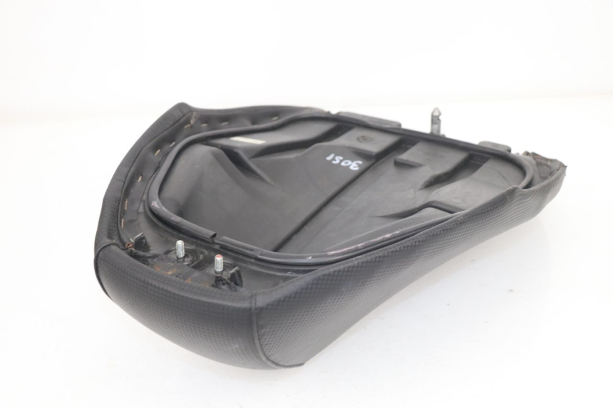 photo de SELLE MBK NITRO 50 (2004 - 2008) - Marquages et références