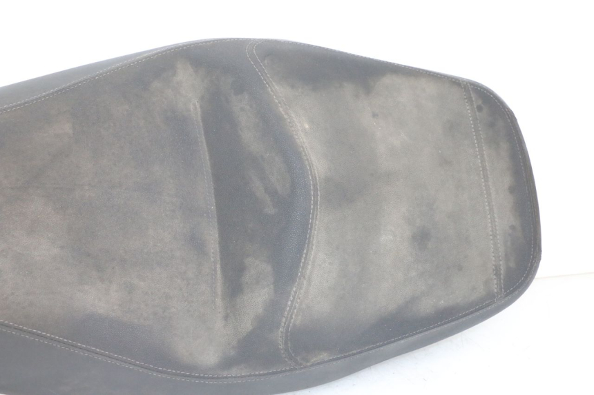 photo de SELLE MOTO GUZZI NORGE 8V GT 1200 (2011 - 2016) - Détails caractéristiques