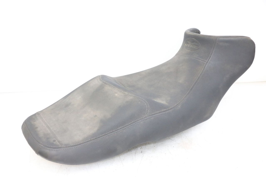 photo de SELLE MOTO GUZZI NORGE 8V GT 1200 (2011 - 2016) - État de surface