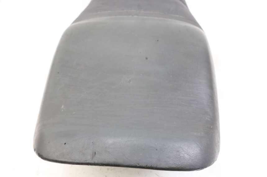 photo de SELLE HONDA NTV DEAUVILLE 650 (1998 - 2001) - Détail de la pièce