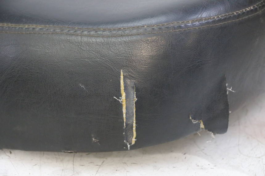 photo de SELLE JM MOTORS OLDIES GT 4T 50 (2018 - 2025) - Zoom état d’usage