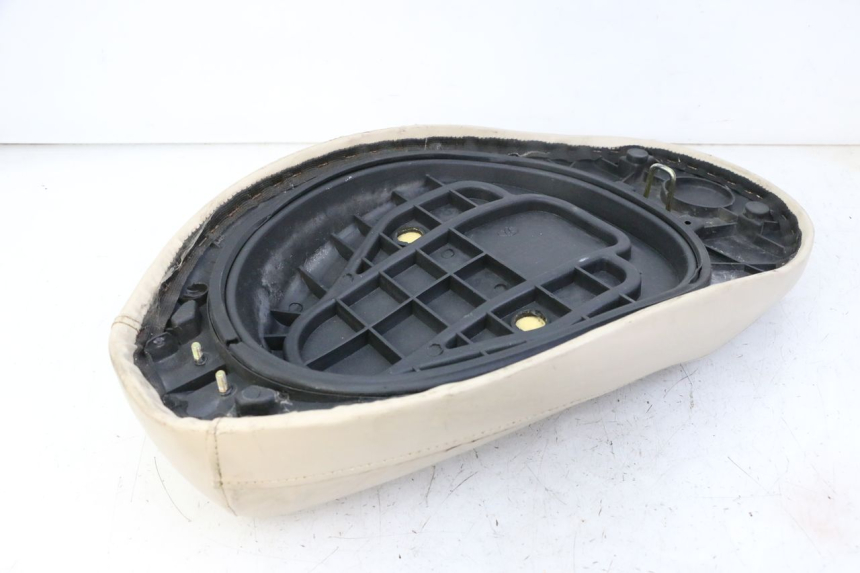 photo de SELLE JM MOTORS OLDIES GT 4T 50 (2018 - 2025) - Zoom état d’usage